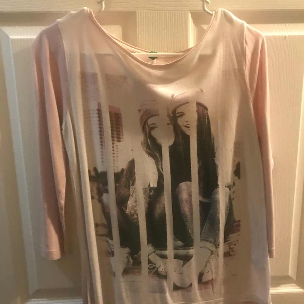 Top - Picture 2 of 2